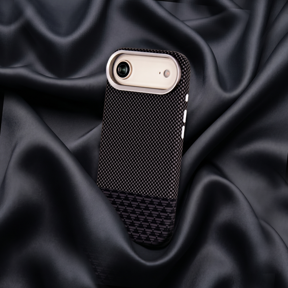 Carbon Weave Detail