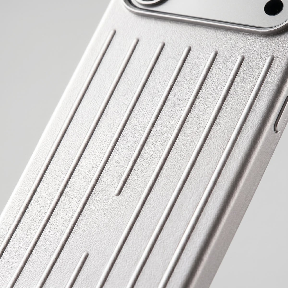 Sculpted Line Detail